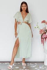 Getaway Cut-Out Waist Midi Dress Pistachio